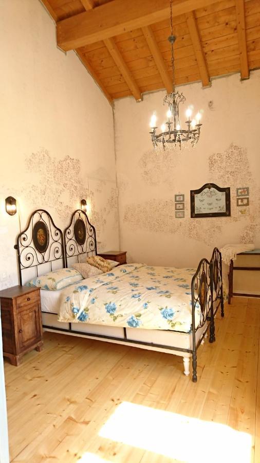 Due Principi E Una Fata Sestola Extérieur photo