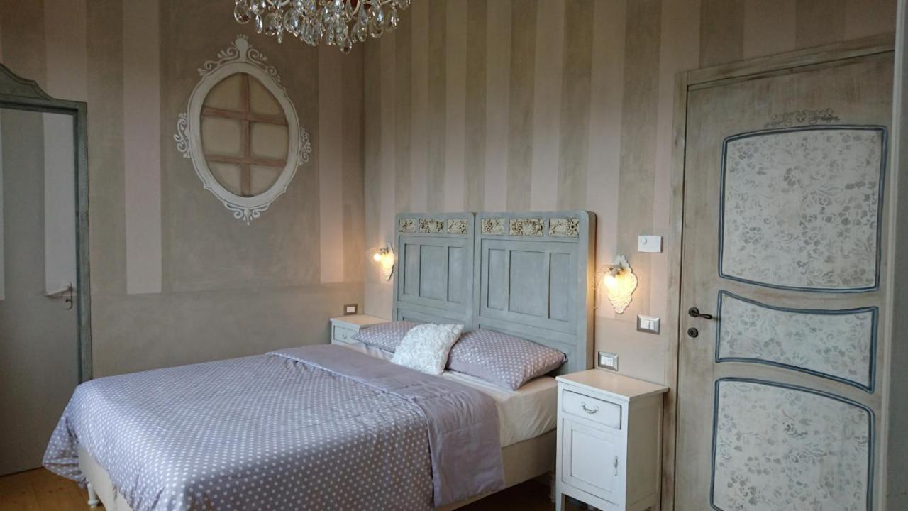 Due Principi E Una Fata Sestola Extérieur photo