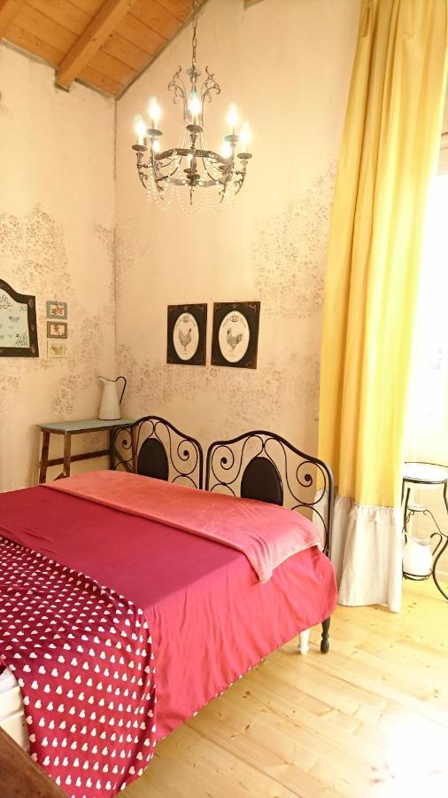 Due Principi E Una Fata Sestola Extérieur photo