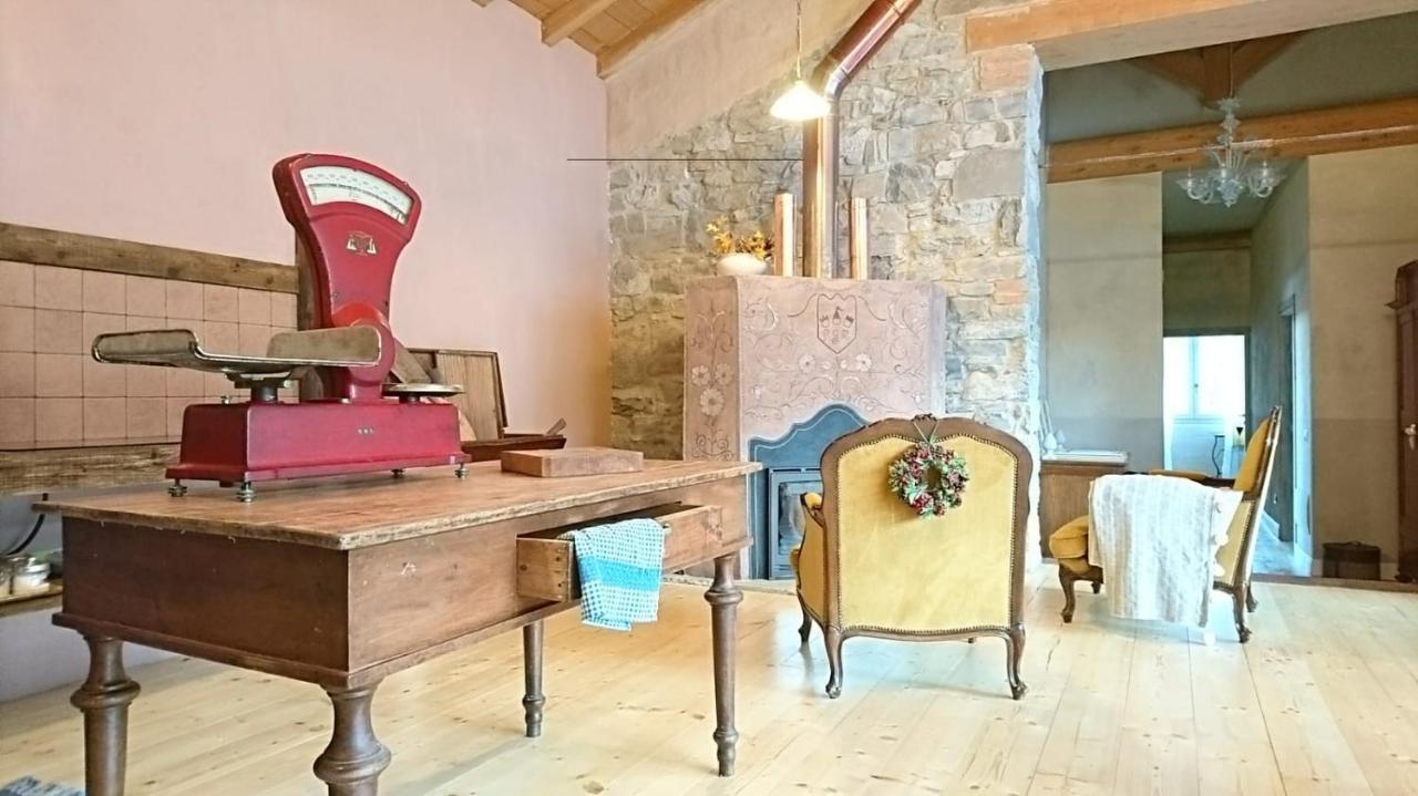 Due Principi E Una Fata Sestola Extérieur photo