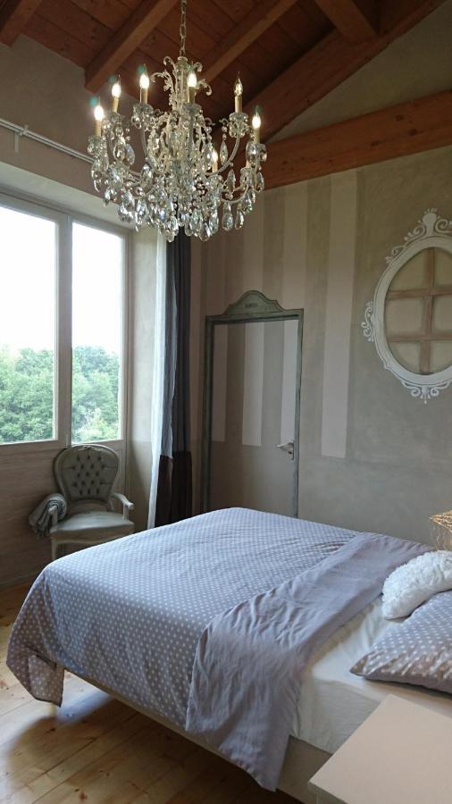 Due Principi E Una Fata Sestola Extérieur photo